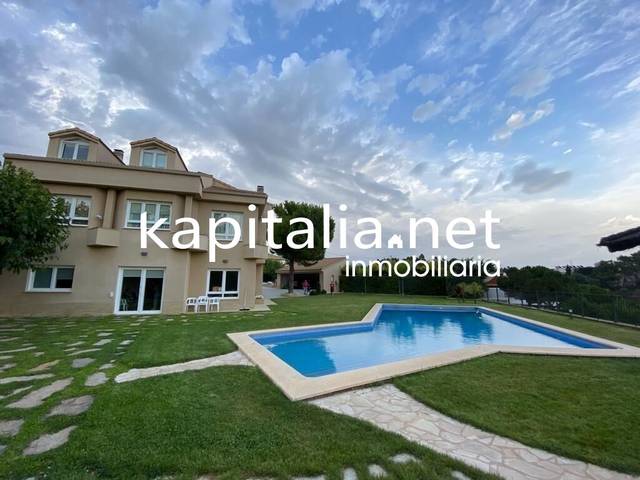 Casa-chalet en Venta en Banyeres de Mariola