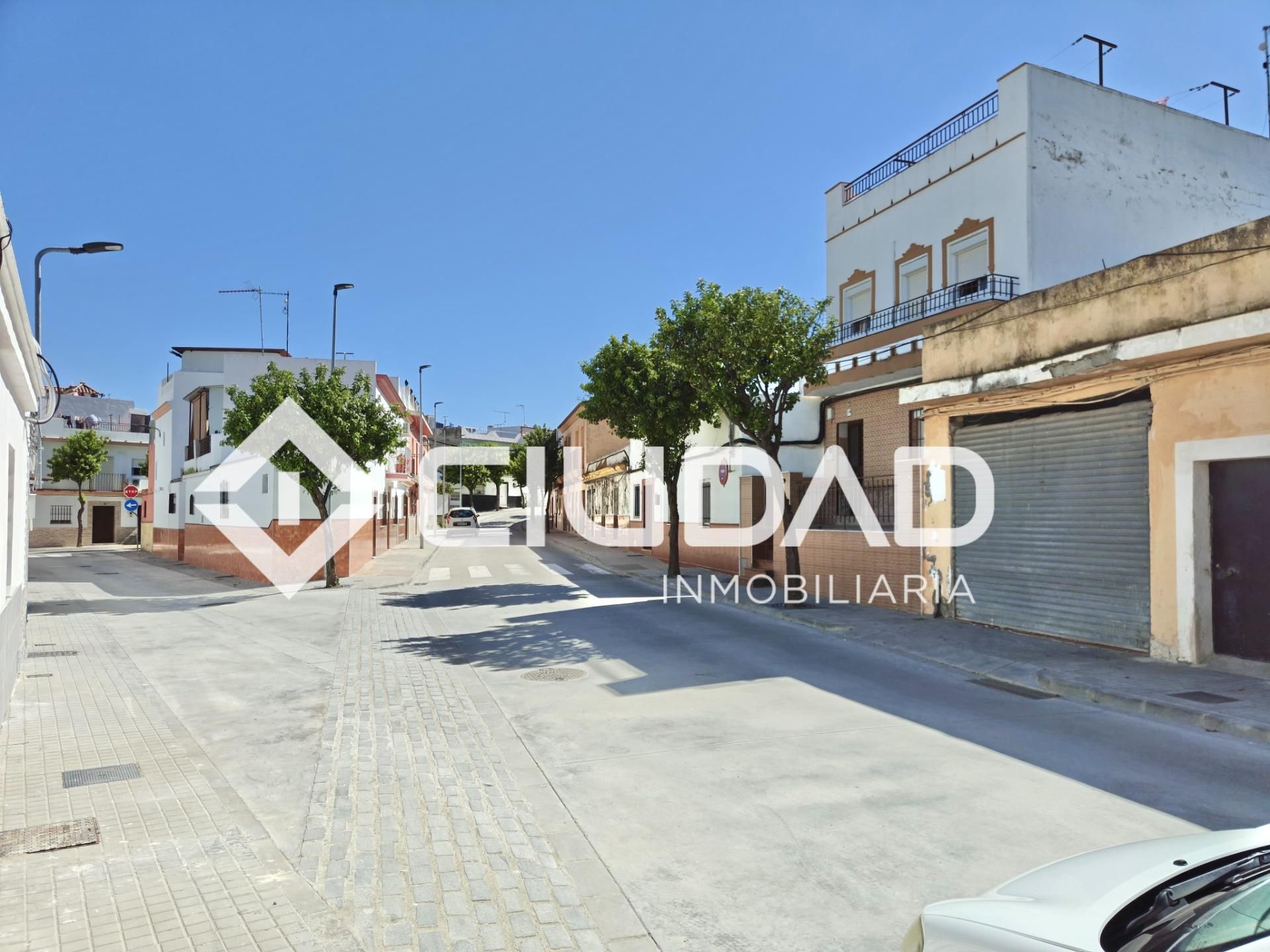 Exterior view of Garage for sale in El Cuervo de Sevilla