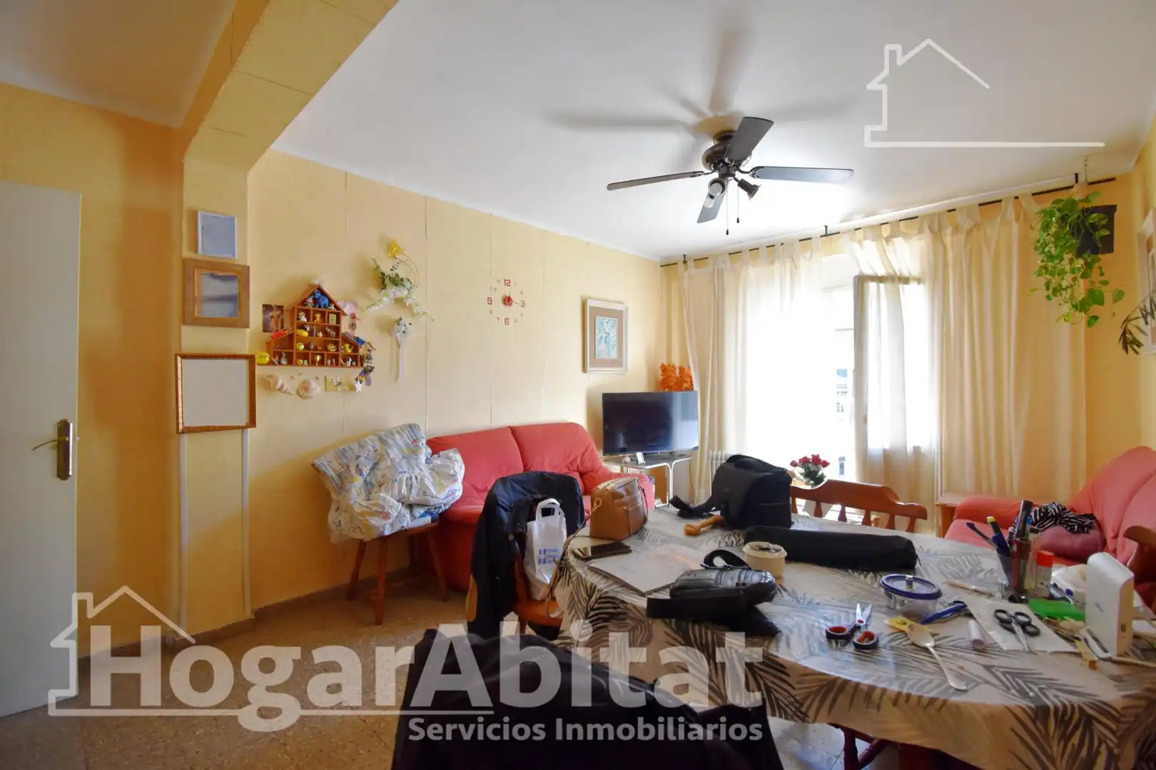Sala de estar de Piso en venta en Gandia con Terraza, Amueblado y Balcón