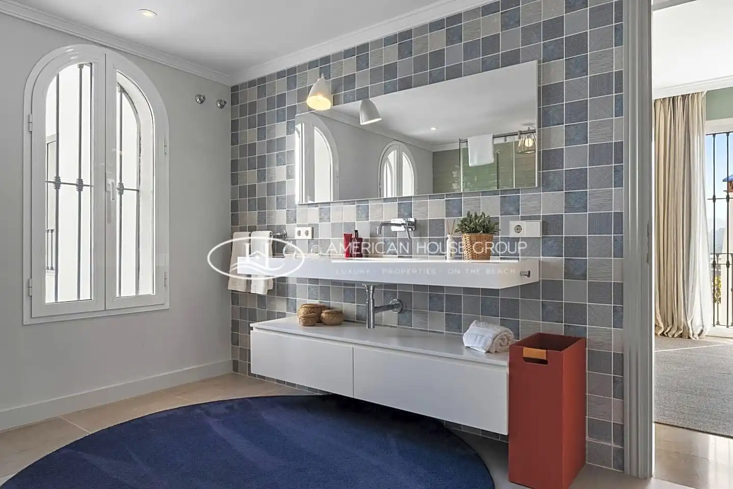 Baño de Dúplex en venta en Benahavís con Aire acondicionado y Terraza