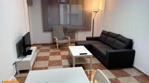 Photo 2 of Flat for rent in Calle Pérez Oliva, Labradores, Salamanca Capital