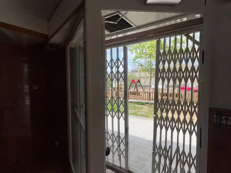 Local comercial en alquiler en Carrer del Doctor Gimbernat 27, imagen 5