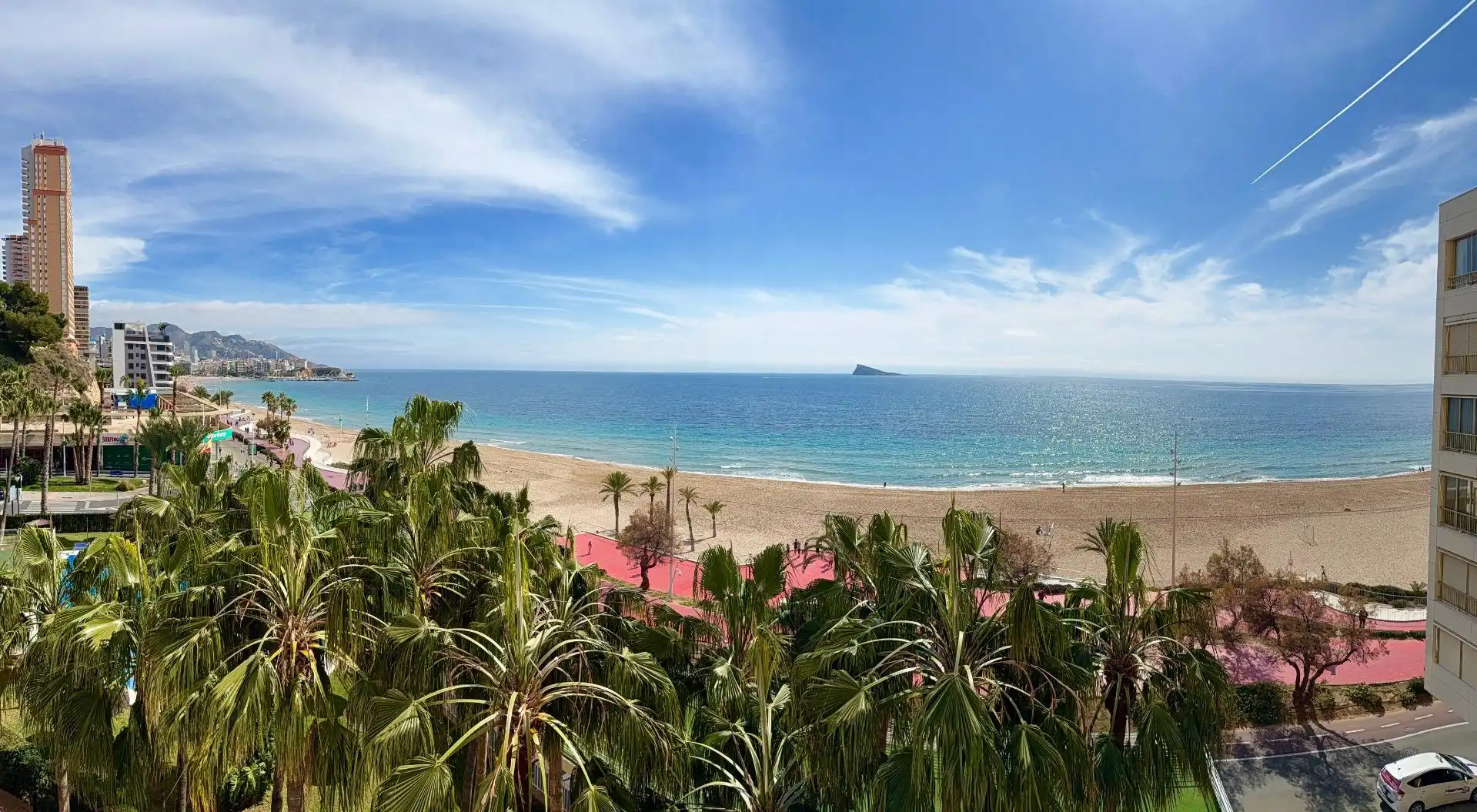 Vista exterior de Apartamento en venta en Benidorm con Aire acondicionado, Jardín privado y Amueblado