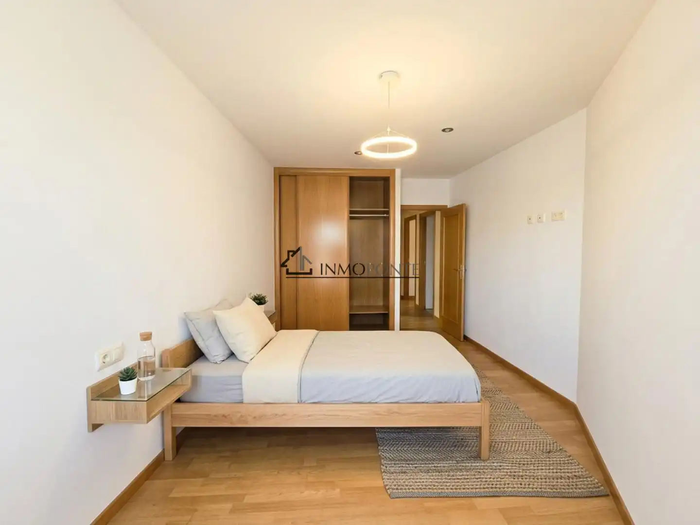 Habitación de Piso en venta en Marín con Calefacción y Balcón