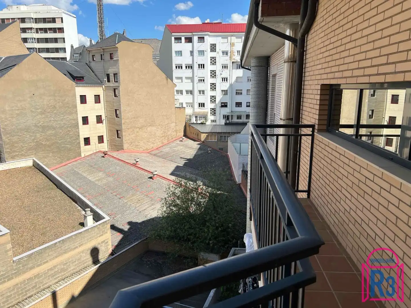 Terrasse von Wohnung zum Verkauf in León Capital  mit Heizung, Terrasse und Abstellraum