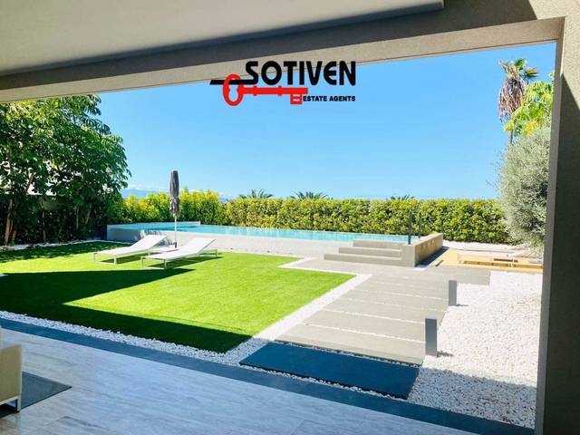Casa-chalet en Venta en La Caleta