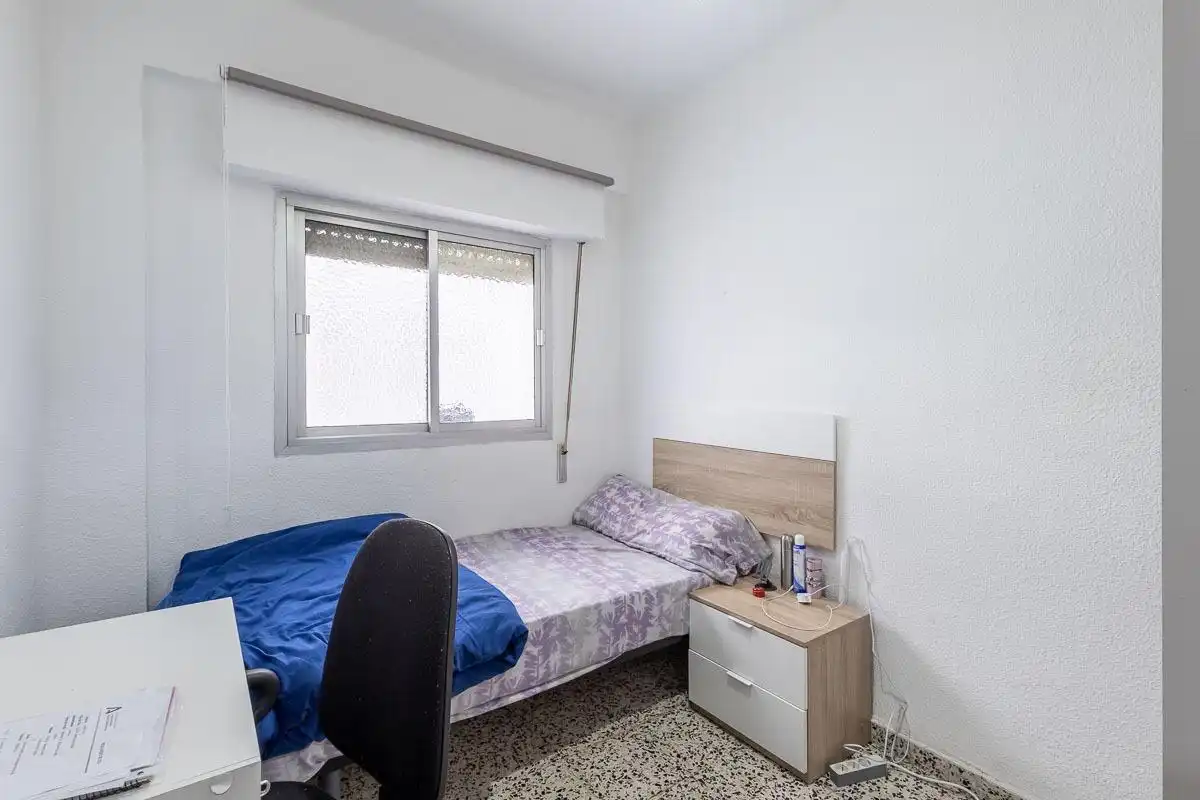 Bedroom of Flat for sale in Granada