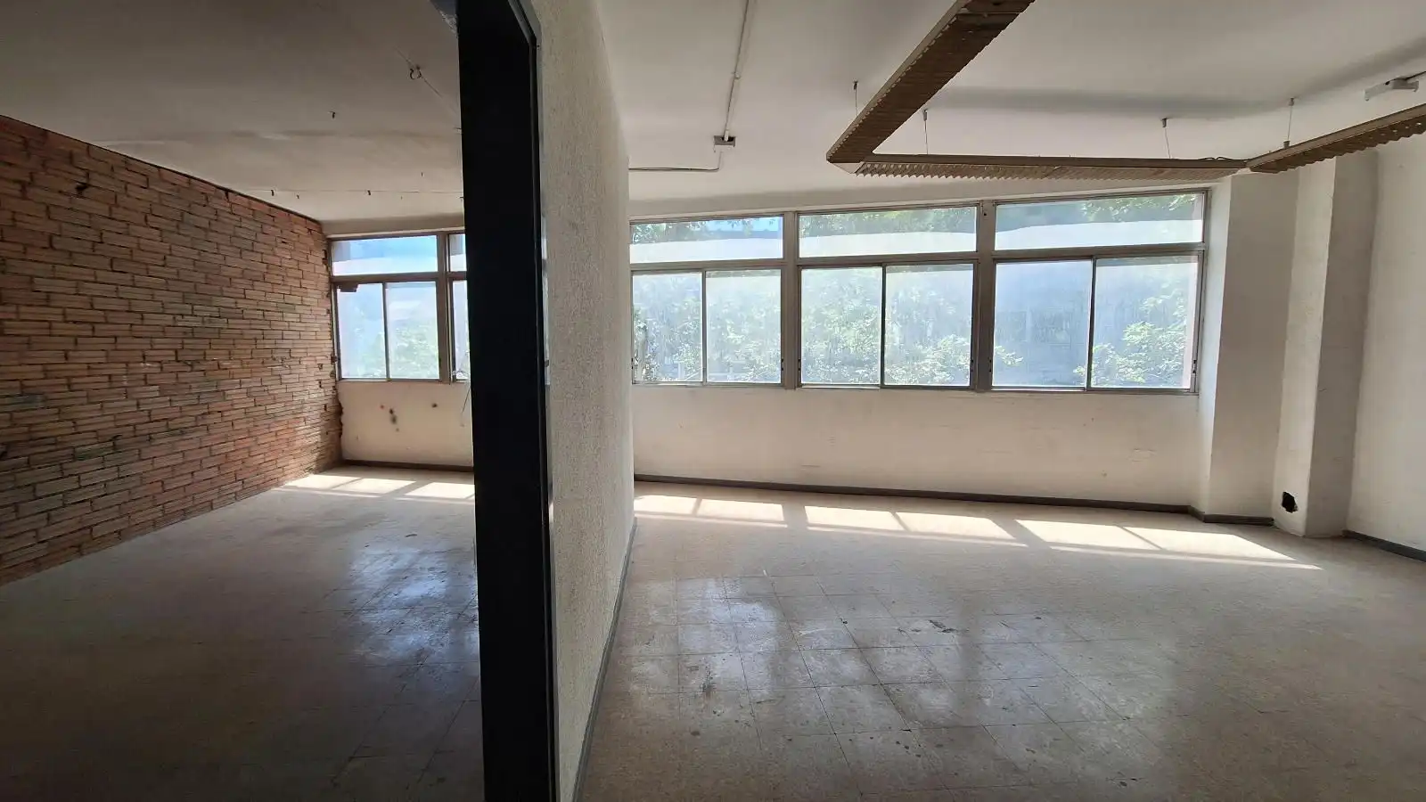 Fabrikhallen zur Miete in  Barcelona Capital