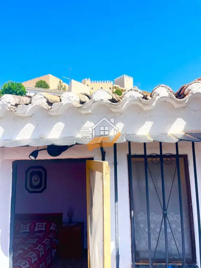 Außenansicht von Einfamilien-Reihenhaus zum Verkauf in Vélez-Blanco mit Terrasse