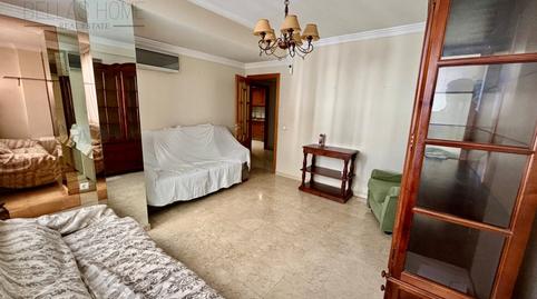 Foto 3 de Pis en venda a Calle Calvario, Centro, Estepona