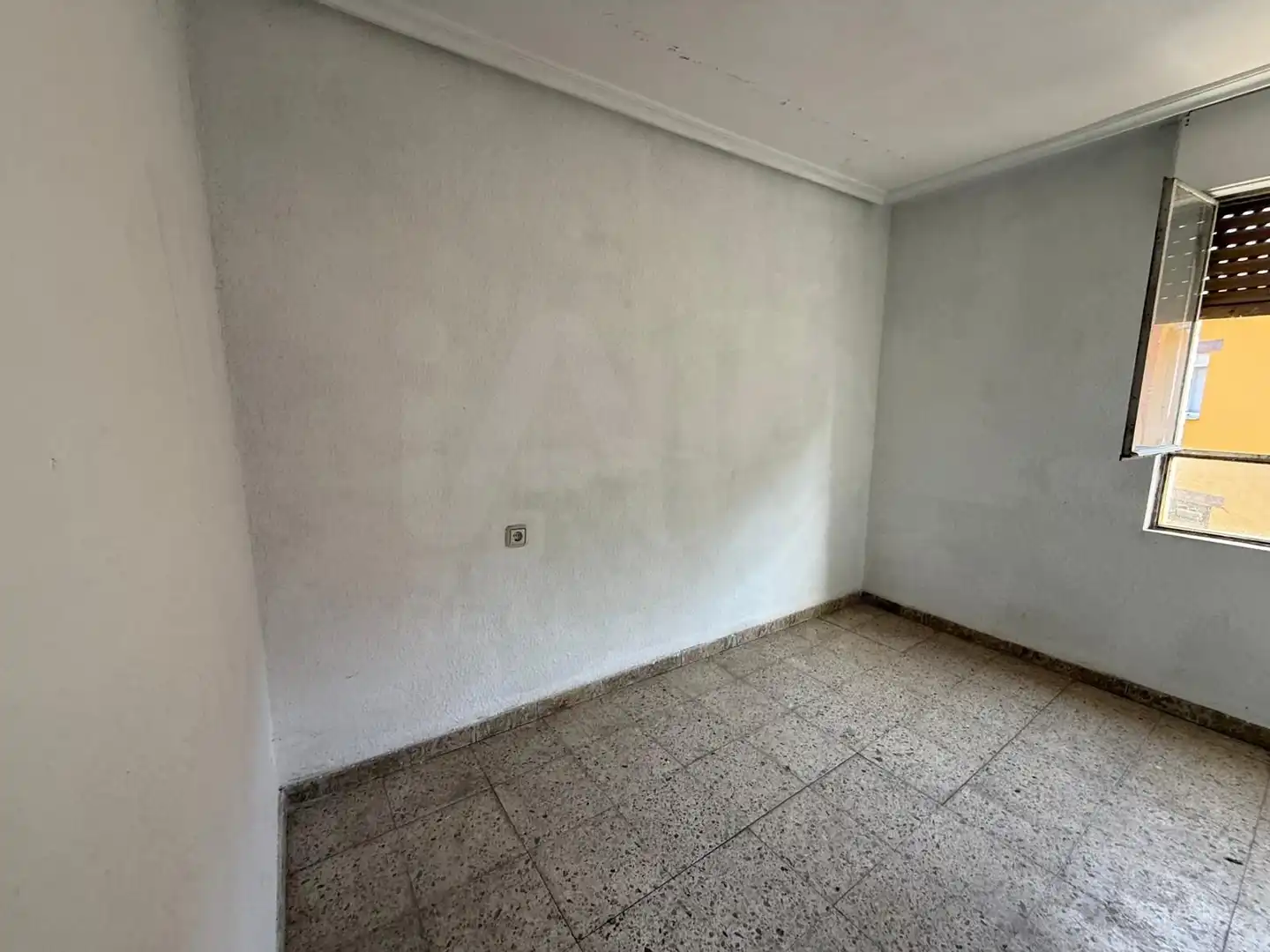 Country homes for sale in Onzonilla
