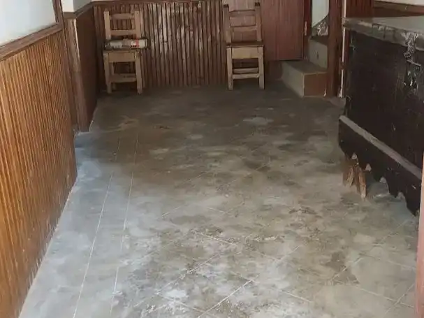 Casa o xalet en venda en Pueblica de Valverde amb Balcó