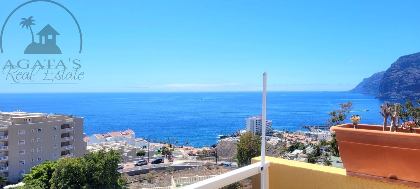 Vista exterior de Piso en venta en Santiago del Teide con Aire acondicionado, Terraza y Amueblado