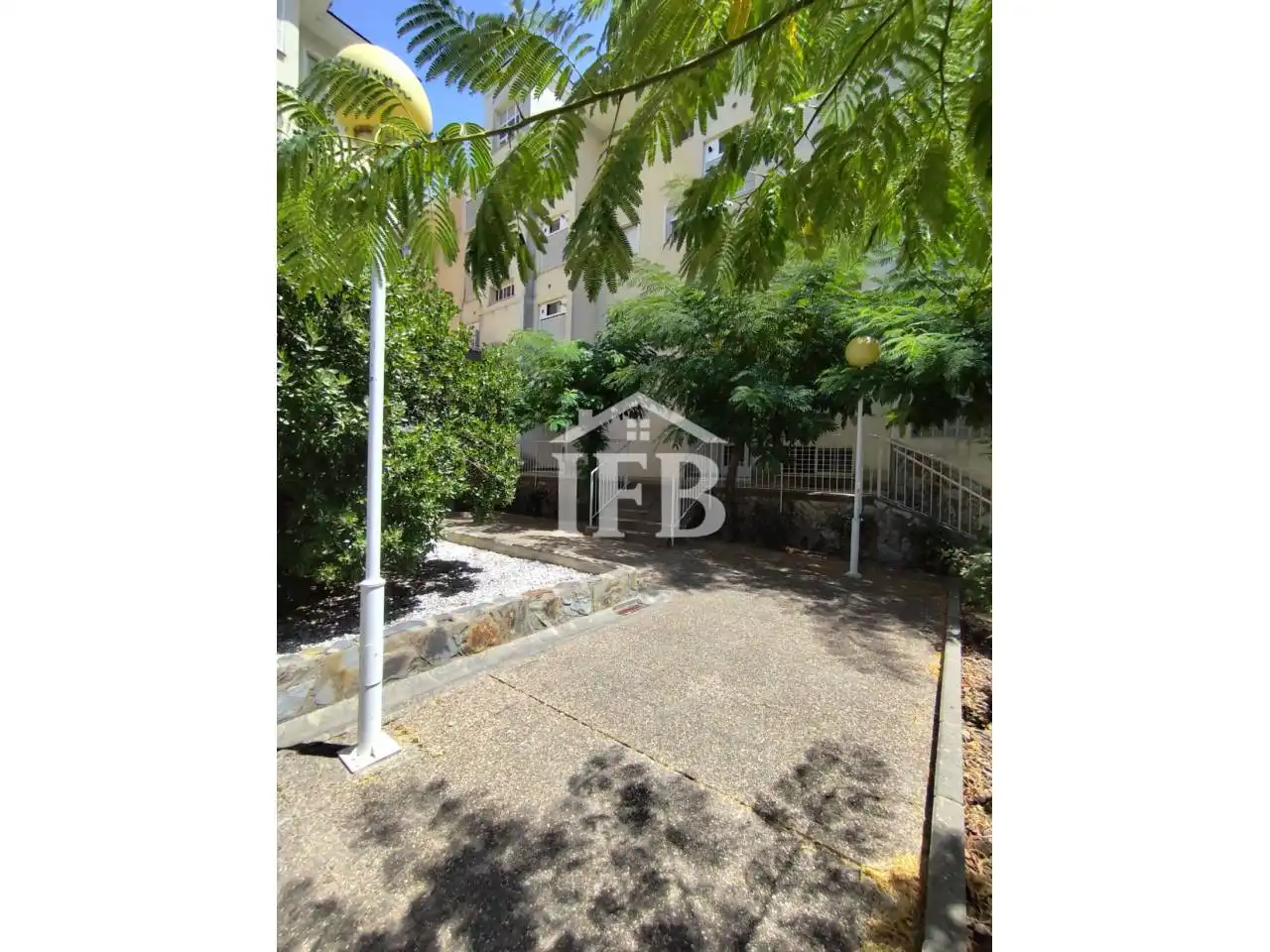 Garden of Flat for sale in Badajoz  with Air Conditioner, Heating and Storage room