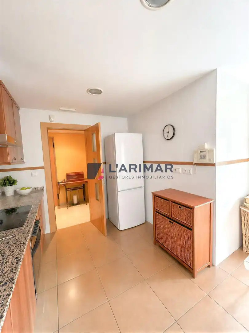 Habitación de Apartamento en venta en Alicante / Alacant con Aire acondicionado, Jardín privado y Terraza