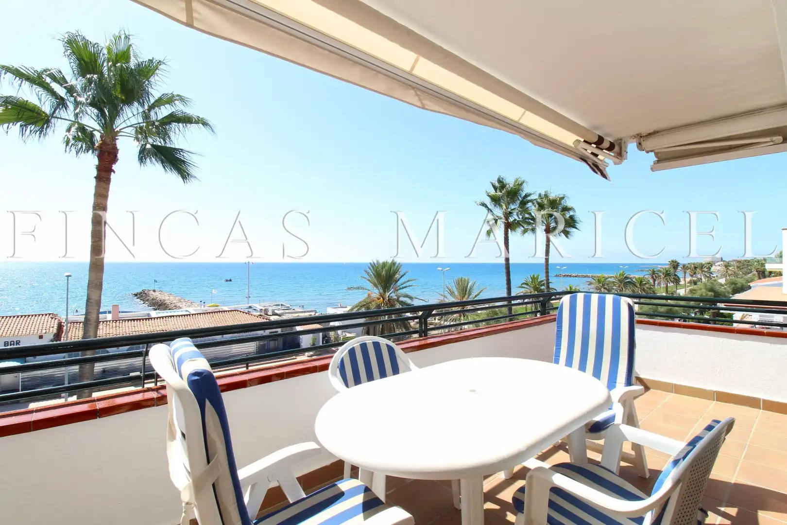Terraza de Ático de alquiler en Sitges con Aire acondicionado, Calefacción y Terraza