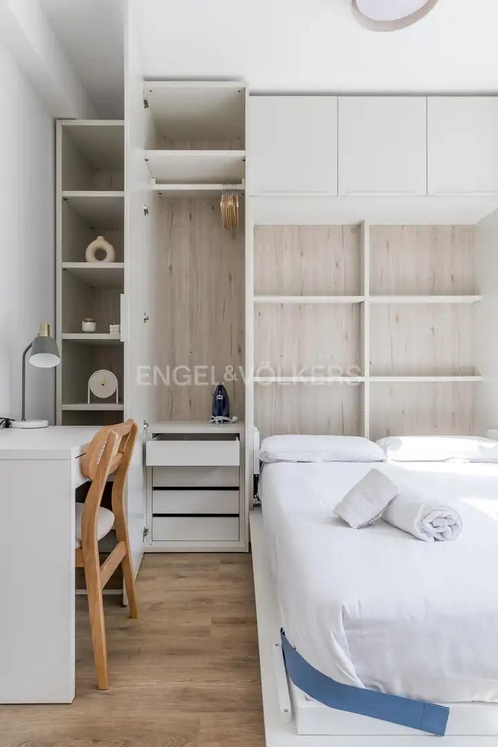Schlafzimmer von Wohnungen zur Miete in Madrid mit Klimaanlage, Heizung und Terrasse