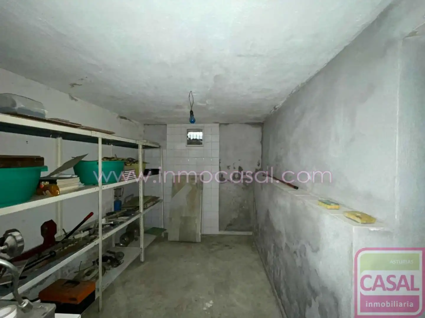 Commercial properties for sale in Lena