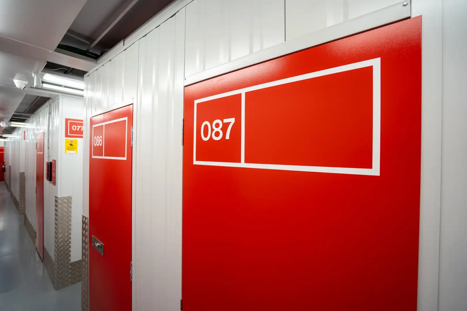 Storage room for rent in Barcelona  with Alarm