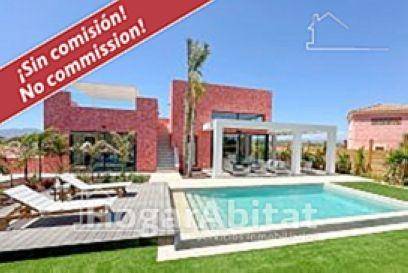 Casa-chalet en Venta en  LAS CUNAS S/N, RESORT DESERT SPRING en Cuevas del Almanzora pueblo