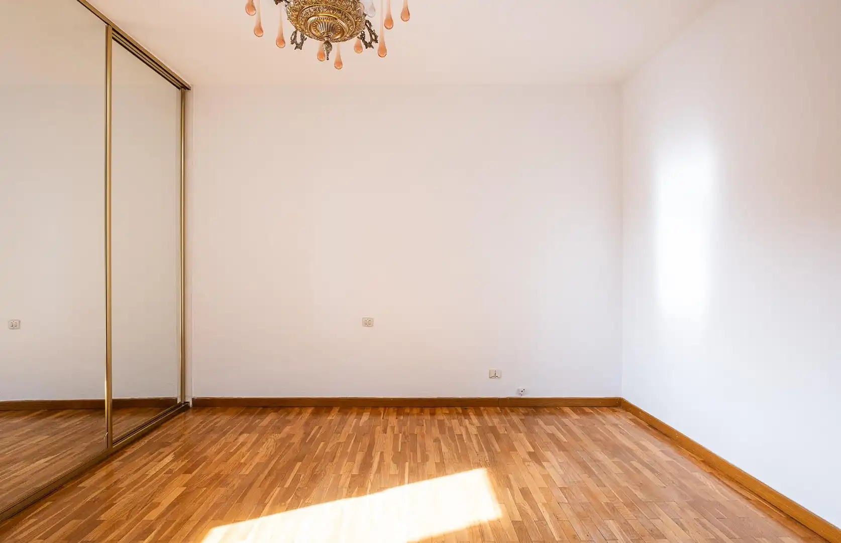 Piso en venta en Calle del Vizconde de los Asilos, Quintana