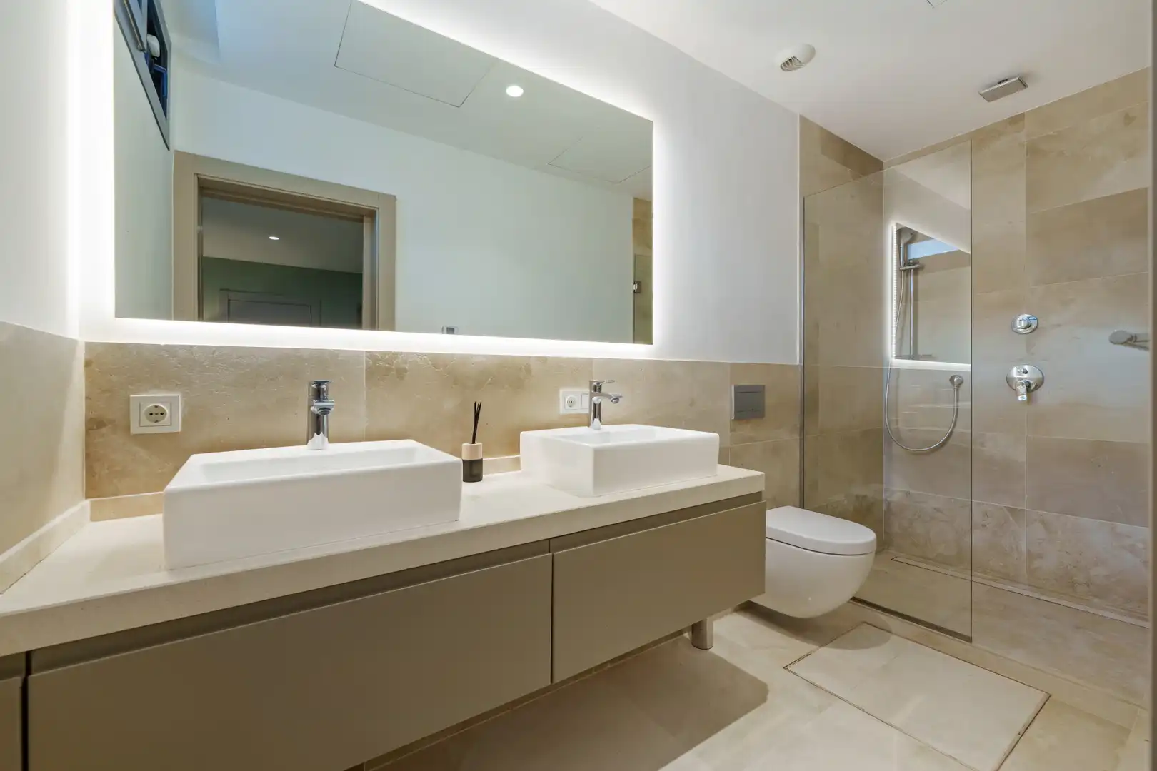 House with terrace for sale in Nueva Andalucía, imagen 9