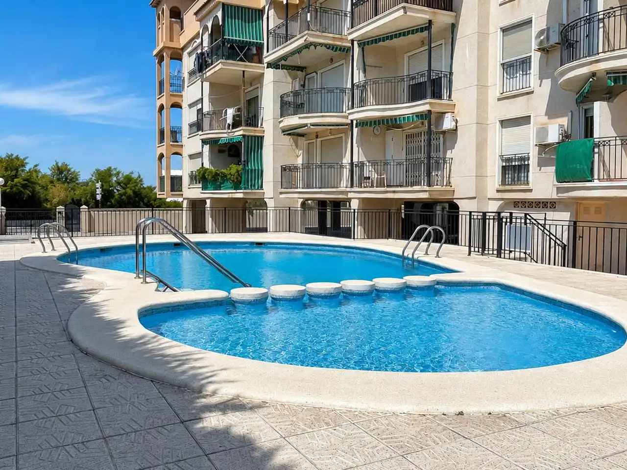 Swimming pool of Flat for sale in Santa Pola  with Air Conditioner, Terrace and Swimming Pool