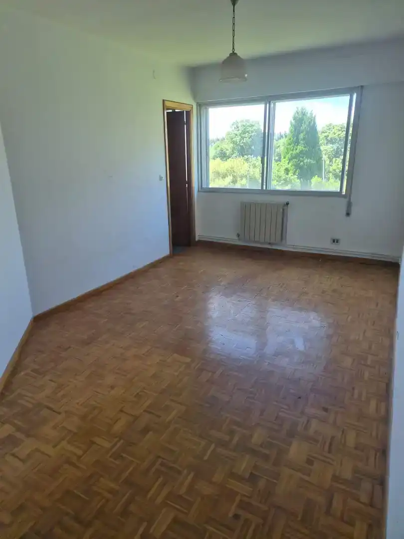 Habitación de Piso en venta en Guitiriz con Parquet, Trastero y Amueblado
