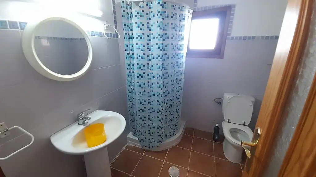 Baño de Finca rústica en venta en Munera
