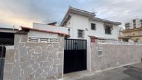 Vista exterior de Casa o xalet en venda en Vinaròs amb Calefacció i Terrassa