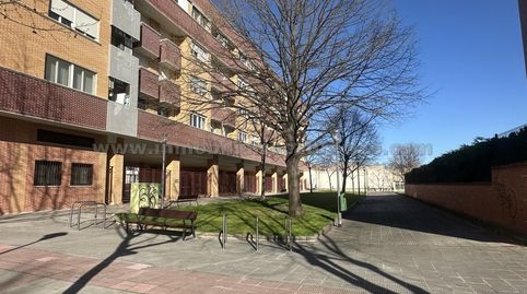 Foto 2 de Apartament en venda a Calle Acequia, Portillejo - Valdegastea, Logroño