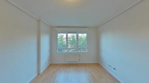 Foto 4 de Piso en venta en Avenida de la Constitución, 86, Virgen del Rosario, Torrejón de Ardoz