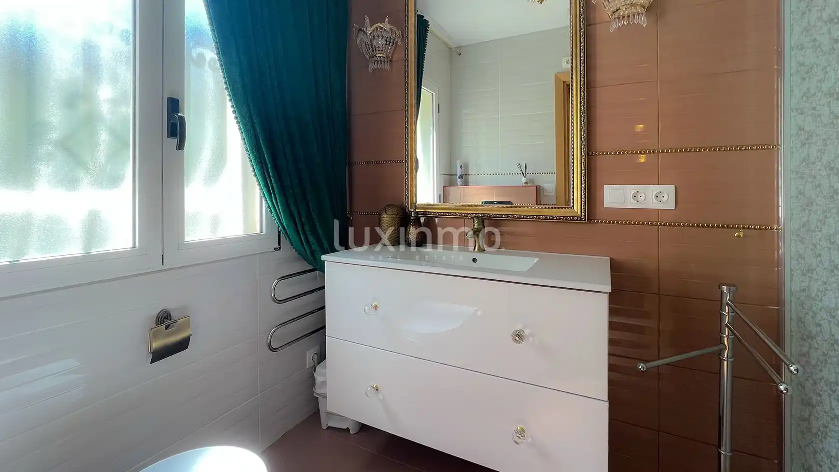 Bathroom of Houses for sale in Dénia  with Terrace, Storage room and Swimming Pool