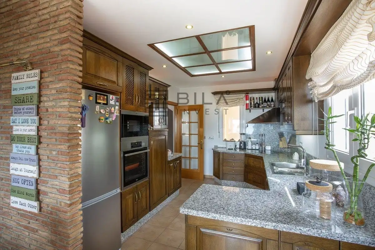 Detached homes for sale in de la Cañada, Rancho Domingo - La Hacienda