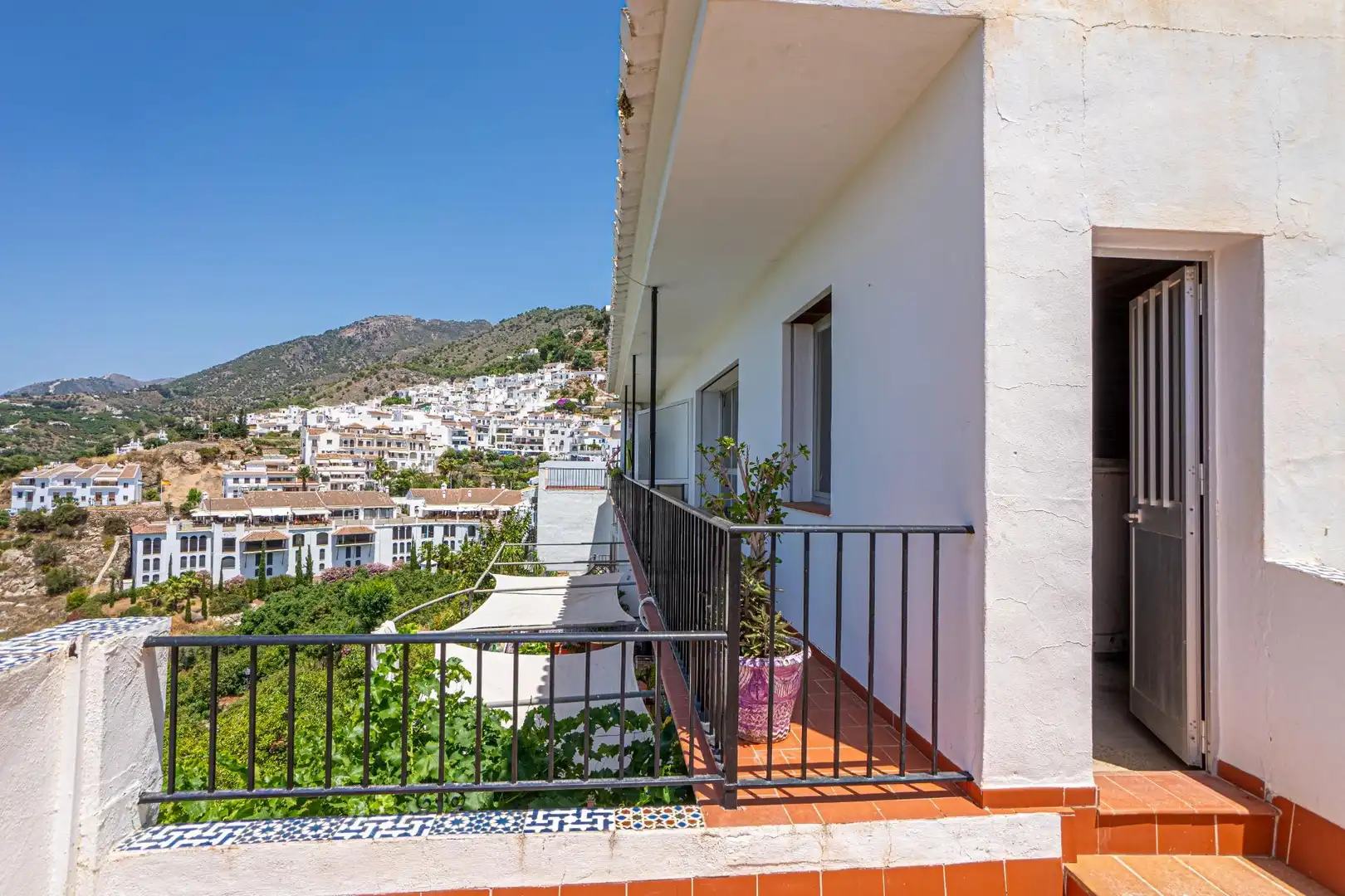 Terrassa de Casa o xalet en venda en Frigiliana amb Aire condicionat, Calefacció i Jardí privat