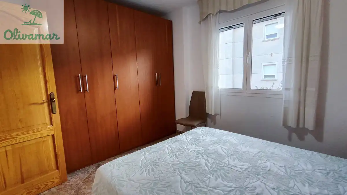 Dormitori de Casa o xalet en venda en Oliva amb Moblat