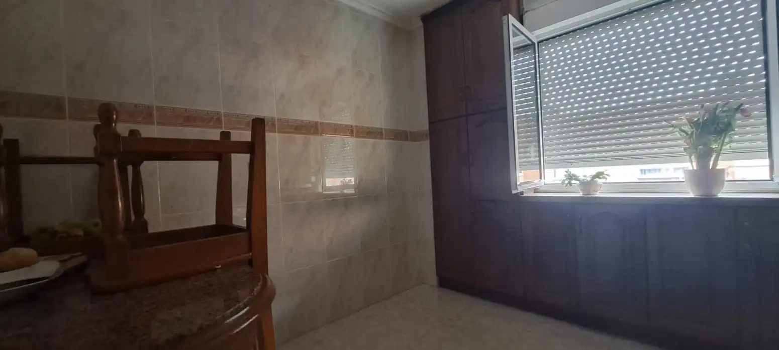 Cuina de Pis en venda en Gijón  amb Calefacció i Parquet