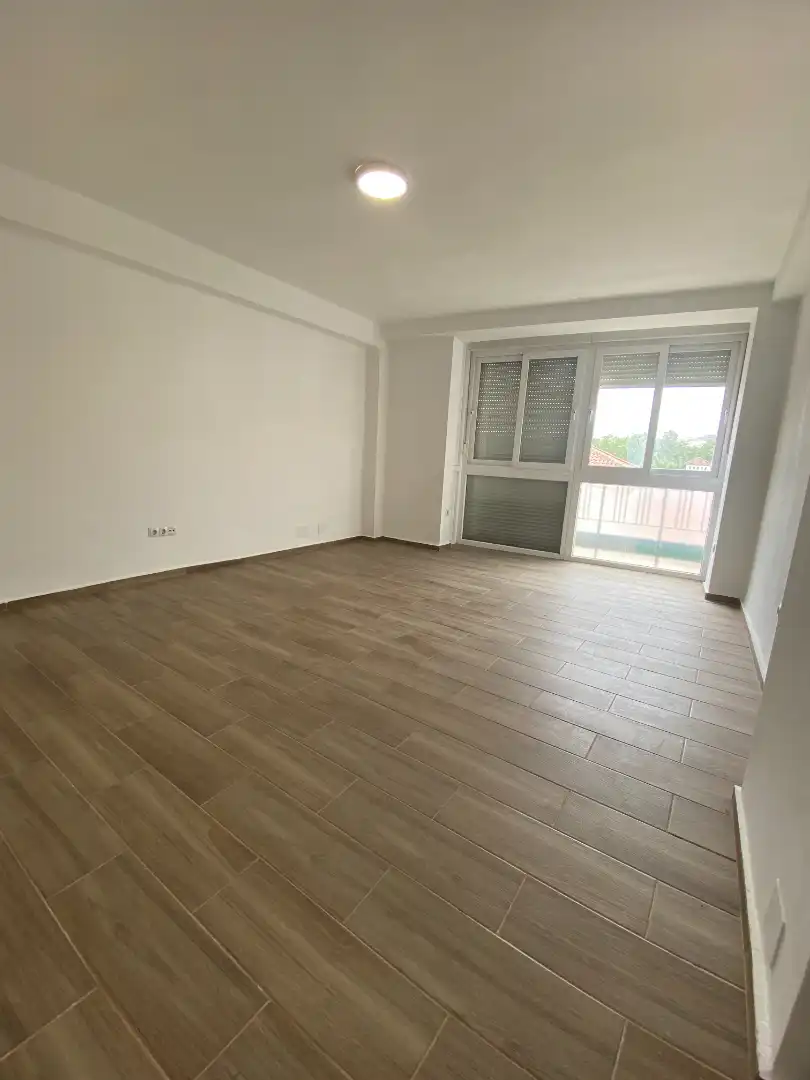 Wohnung mit Aufzug zum Verkauf in Calle Eugenio Gross 34, imagen 2