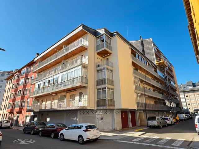 Apartamento en Venta en Calle Ibon de Iserias, 4 en Centro - Llano Samper