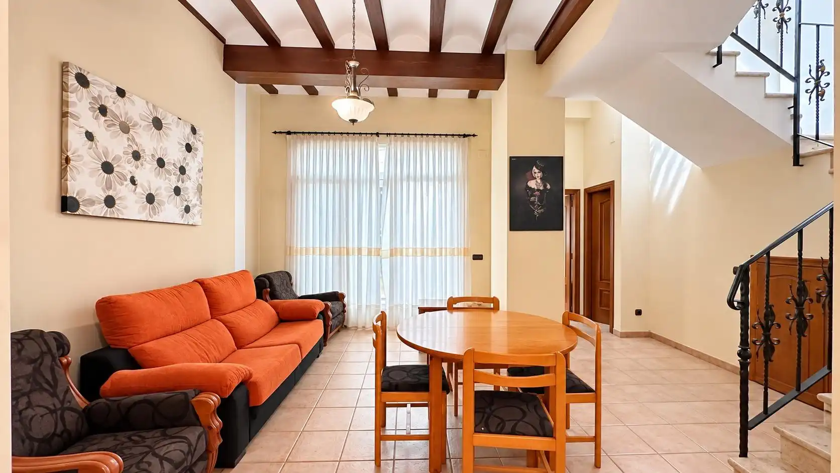 Sala de estar de Casa o chalet en venta en L'Alcúdia con Aire acondicionado, Terraza y Trastero