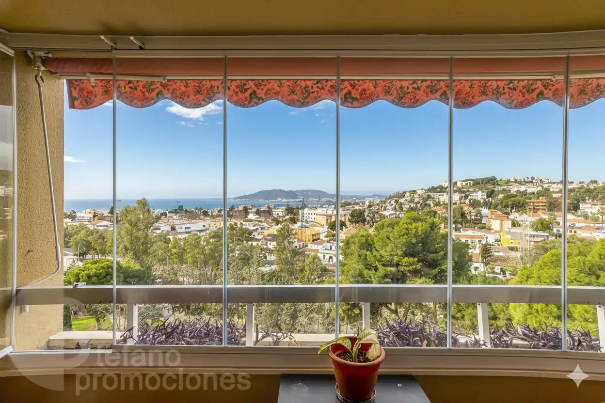 Exterior view of Flat for sale in Málaga  with Parquet flooring, Terrace and Storage room