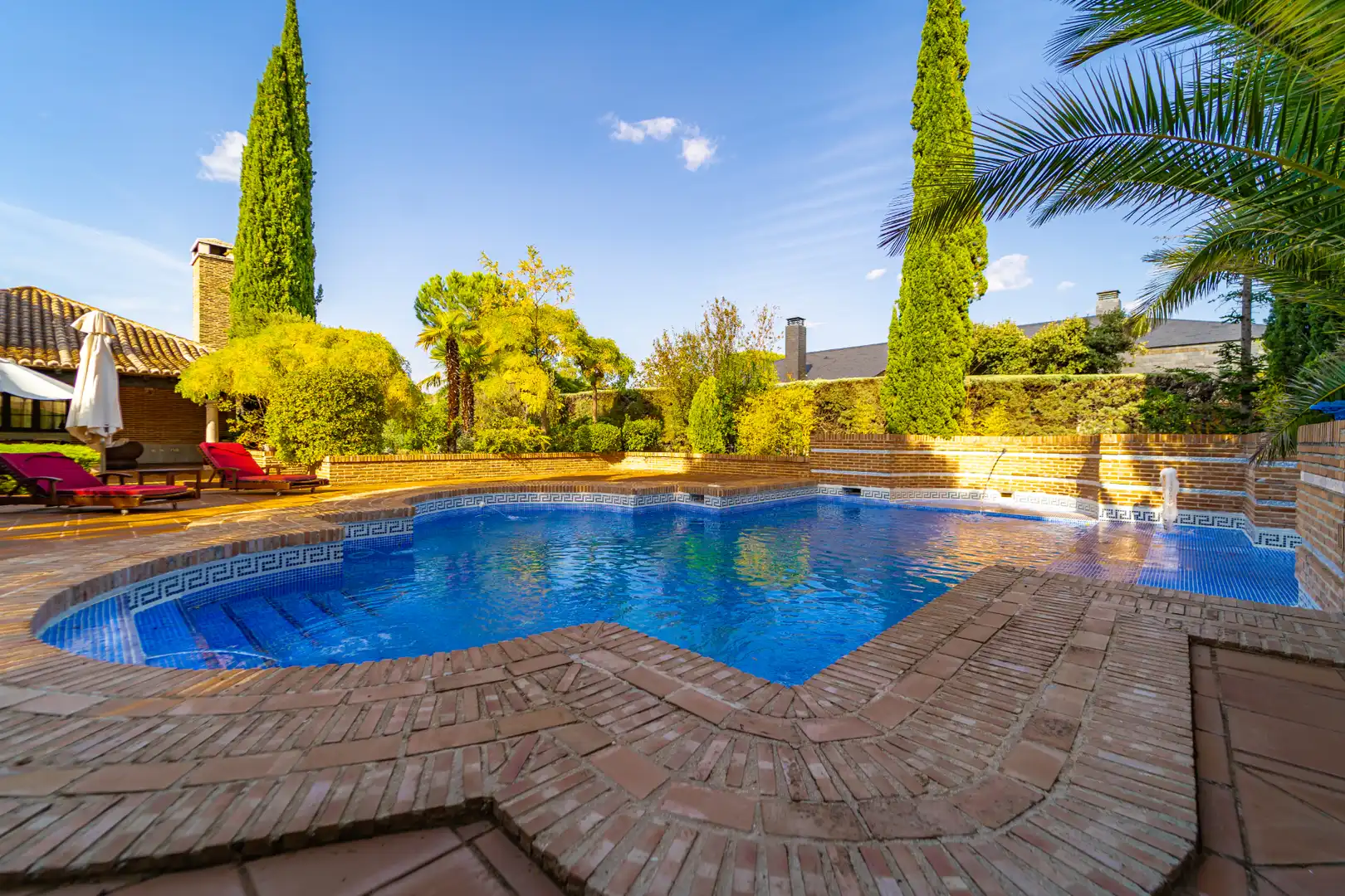 Piscina de Casa o chalet en venta en Las Rozas de Madrid con Aire acondicionado, Calefacción y Jardín privado
