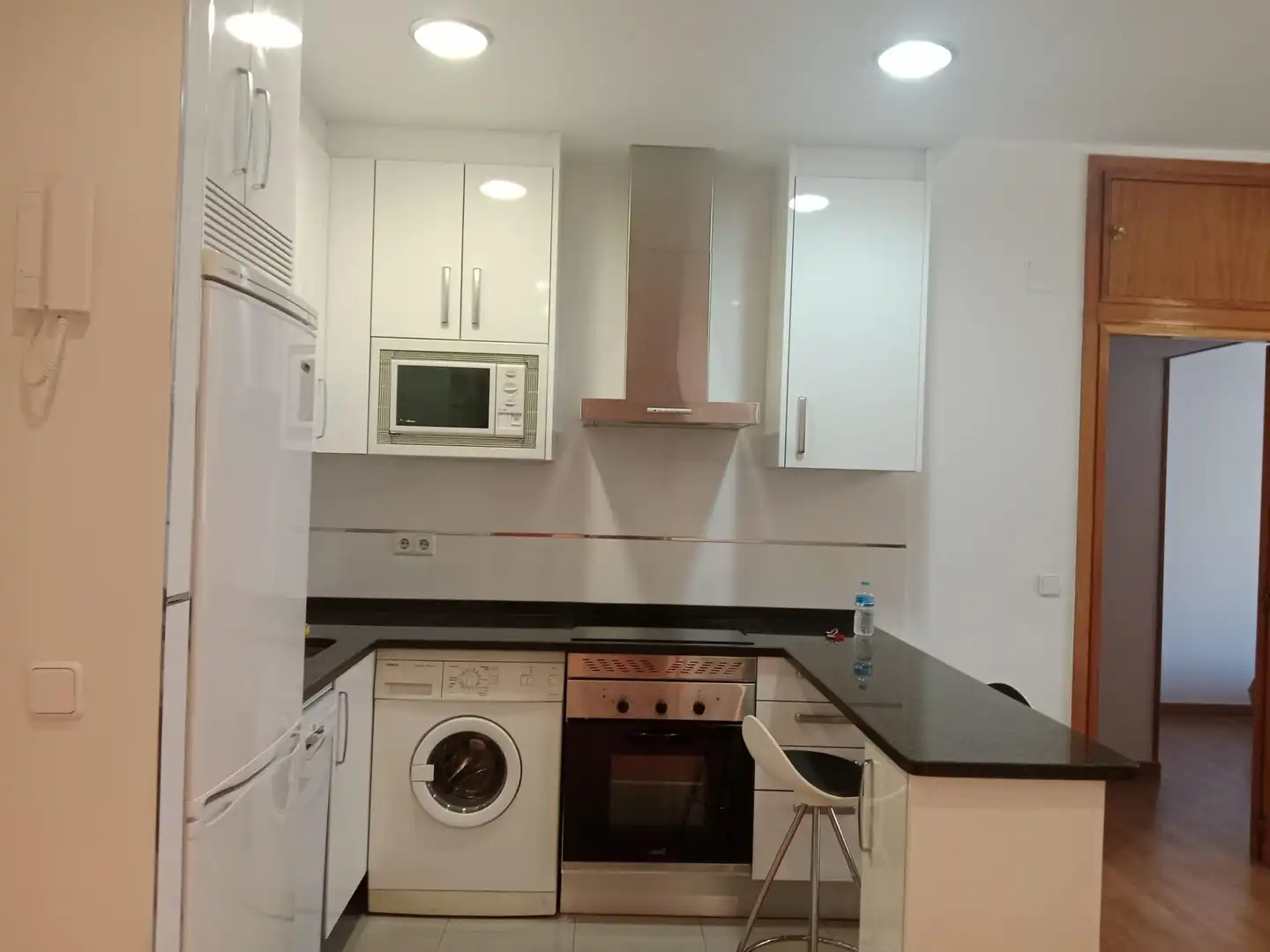 Cocina de Piso de alquiler en Madrid con Aire acondicionado, Calefacción y Amueblado