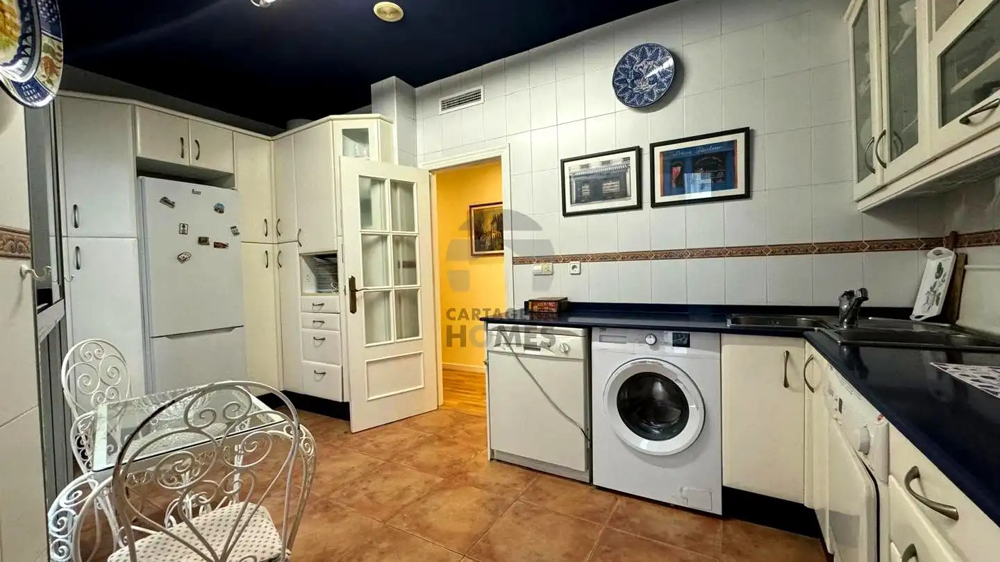 Kitchen of Flat for sale in Cartagena  with Air Conditioner, Parquet flooring and Storage room