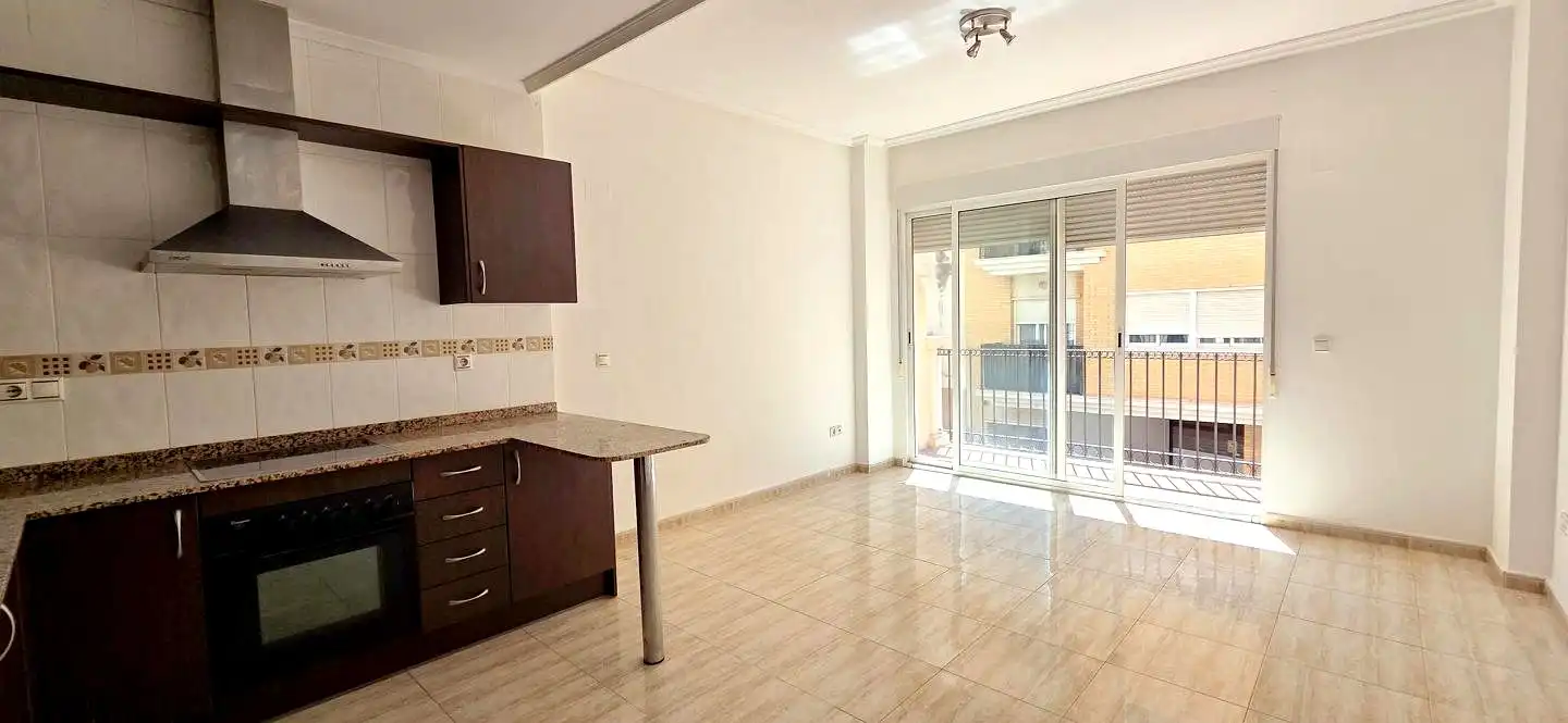 Cocina de Piso en venta en Almoradí con Balcón y Piscina comunitaria