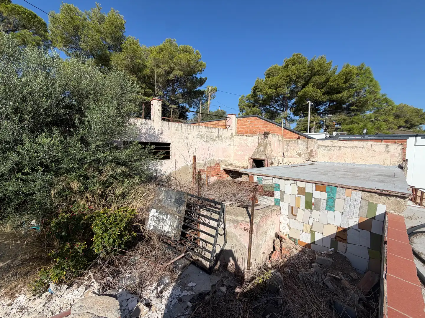 Finca rústica en venda en Vilanova i la Geltrú amb Jardí privat, Terrassa i Piscina