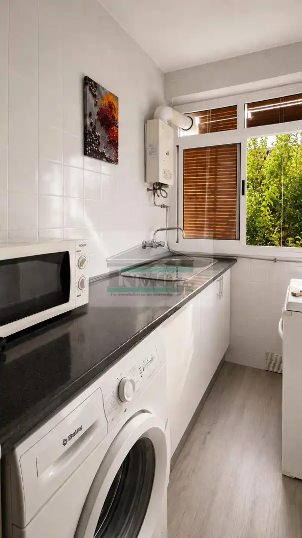 Kitchen of Flat for rent in Granada  with Air Conditioner, Furnished and Balcony