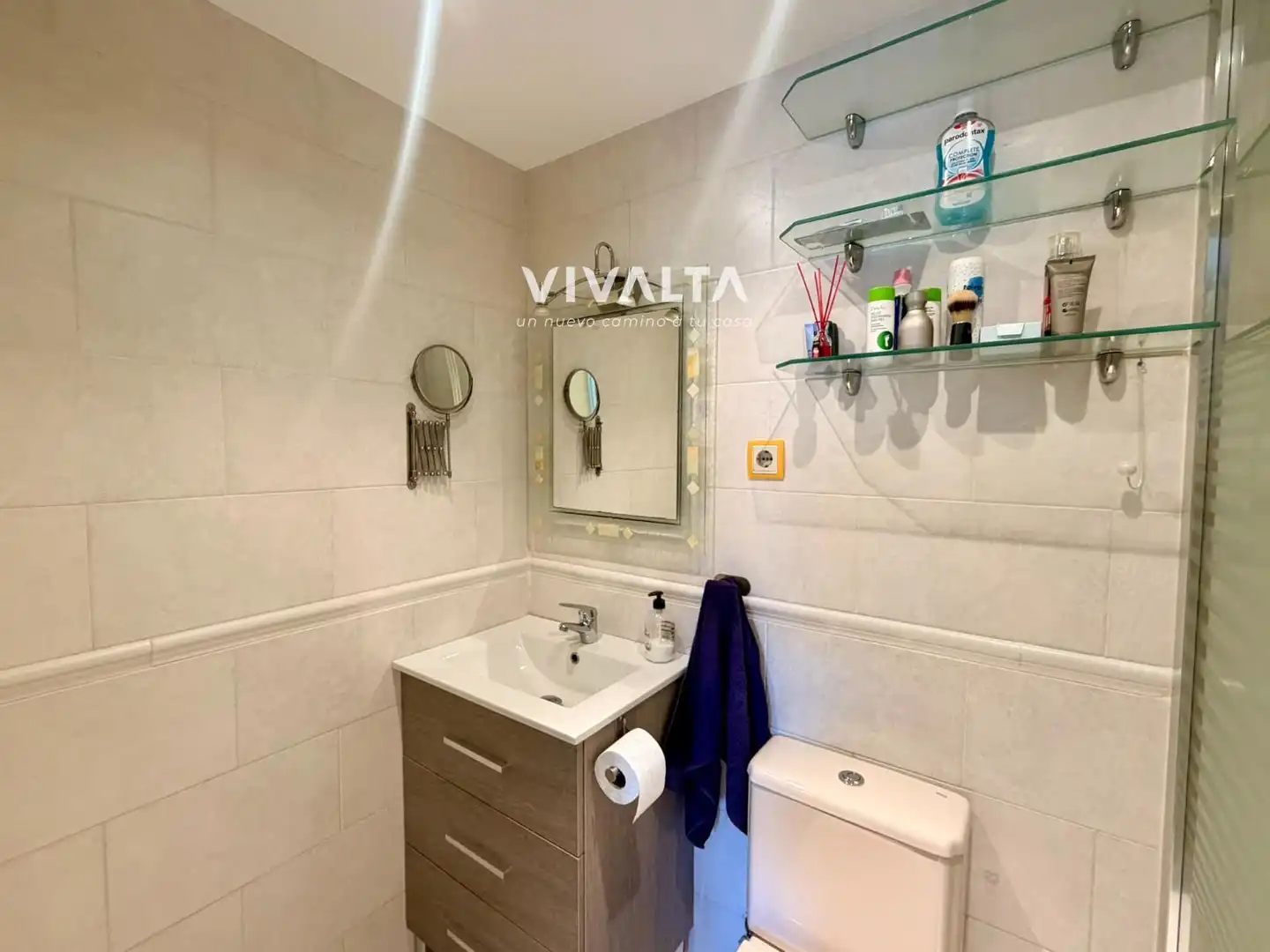Bathroom of Flat for sale in Madrid  with Air Conditioner, Heating and Swimming Pool