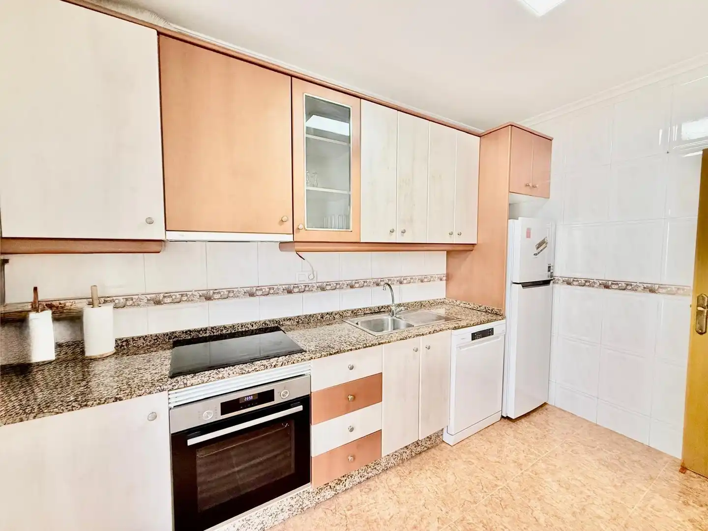 Terraced house with terrace for sale in Calle Calle Somosierra, imagen 28