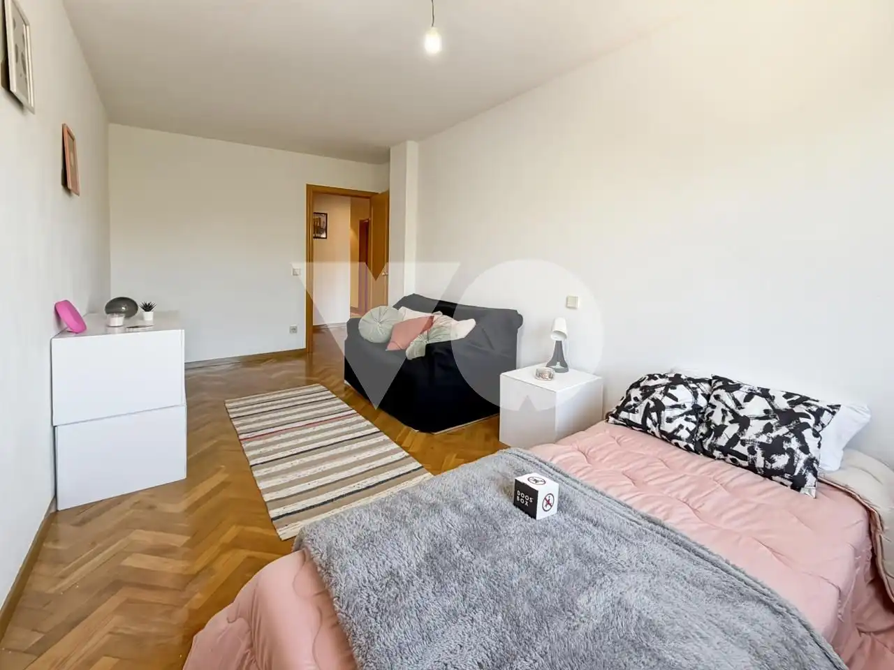 Bedroom of Flat for sale in Madrid  with Air Conditioner, Heating and Parquet flooring